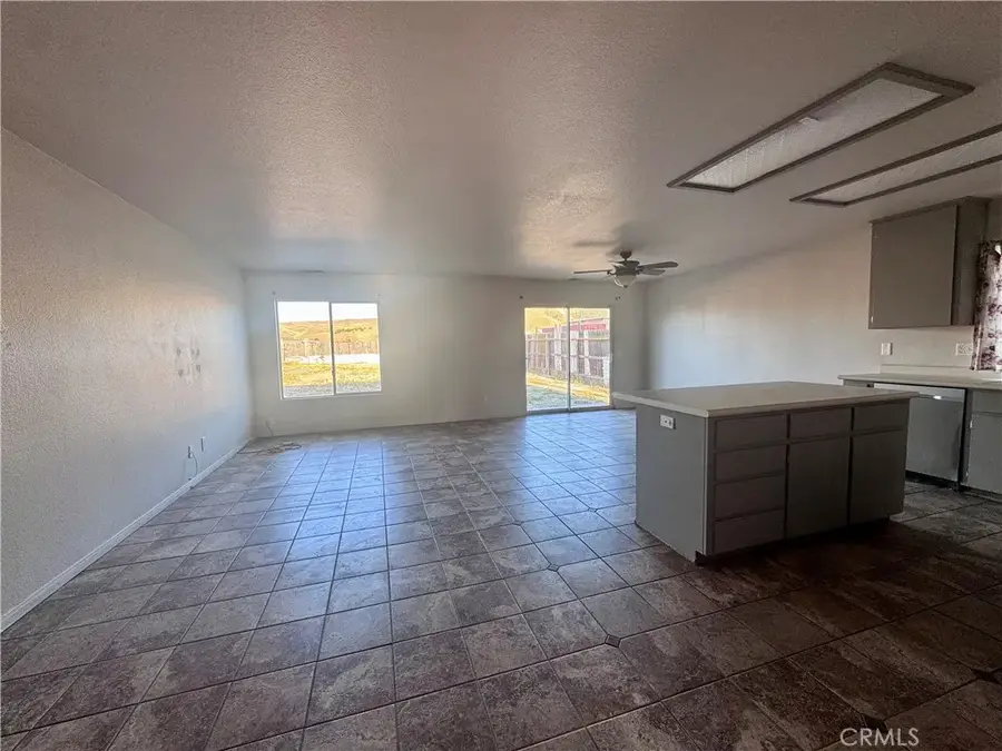 210 Calle Arroyo, Shandon, CA 93461 - #3