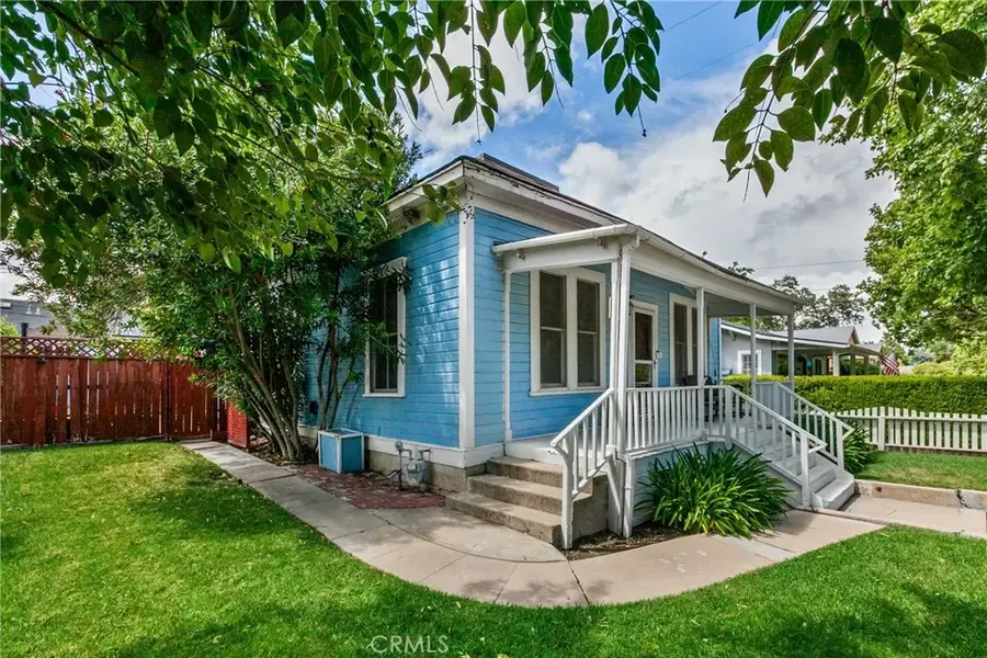 1517 Olive St., Paso Robles, CA 93446 - #2