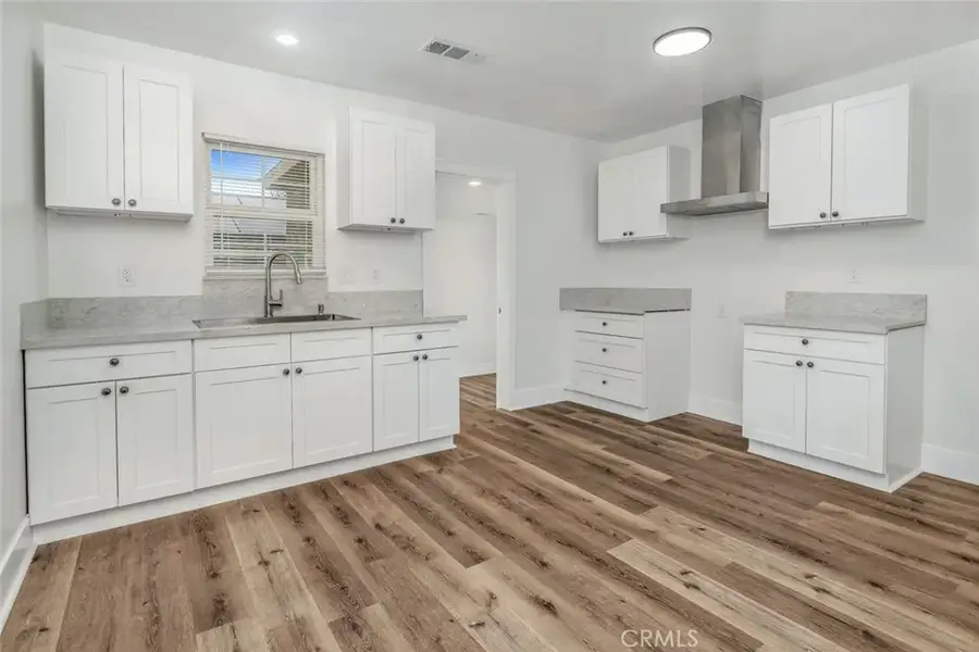 309 S Myrtle, Bakersfield, CA 93304 - #2
