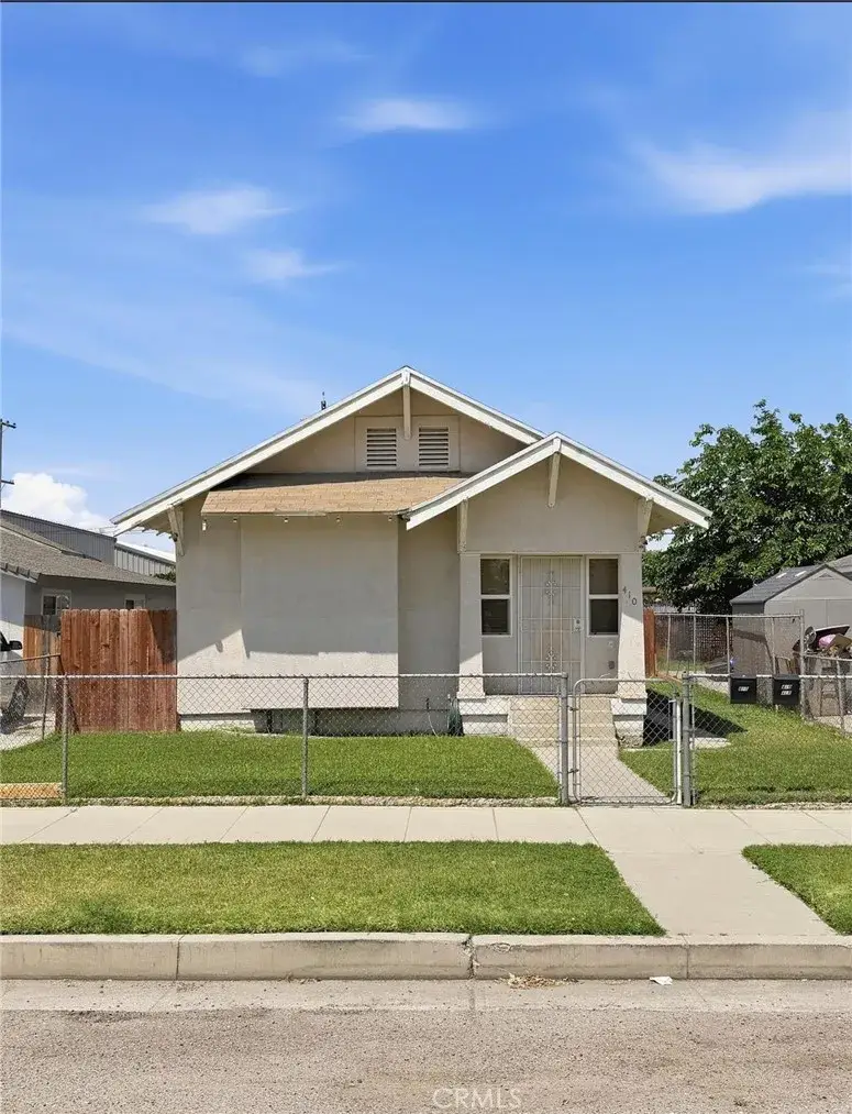 410 E 21st, Bakersfield, CA 93305 - #1