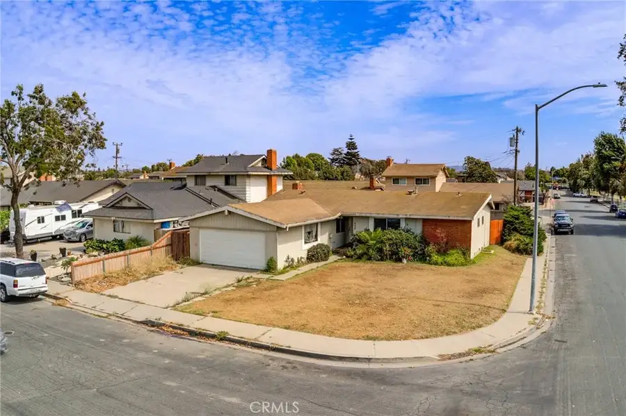 606 W Albert Street, Santa Maria, CA 93458 - #2