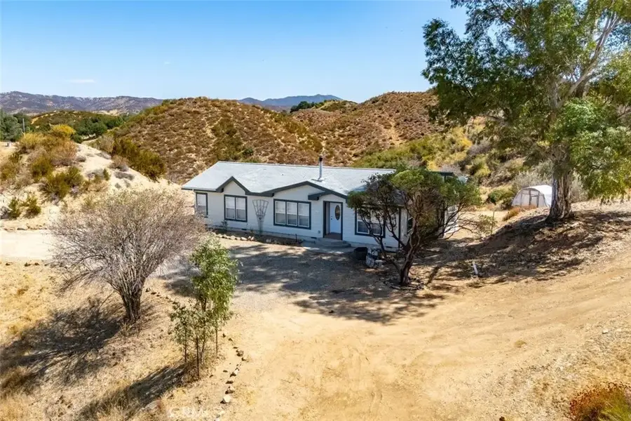 9725 Huer Huero Rd, Creston, CA 93432 - #2