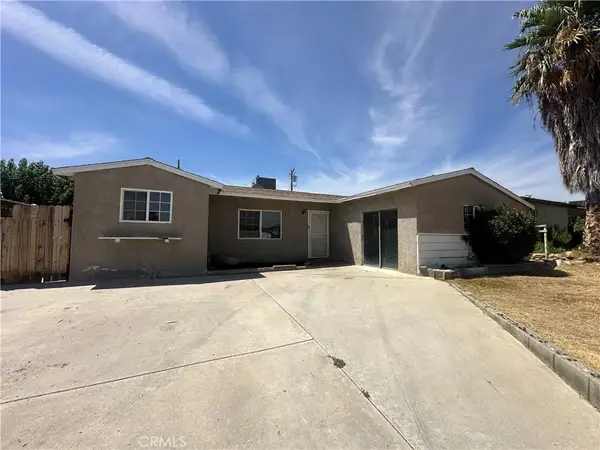 912 Meadows, Bakersfield, CA 93306