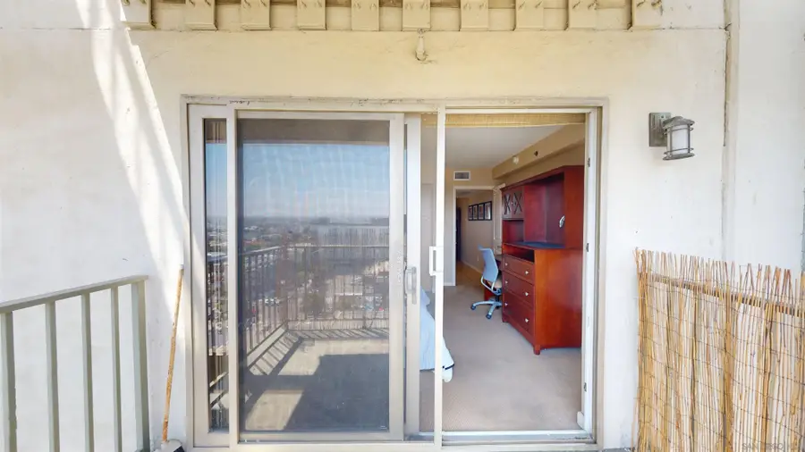 801 National City Blvd #UNIT 1002, National City, CA 91950 - Image #3