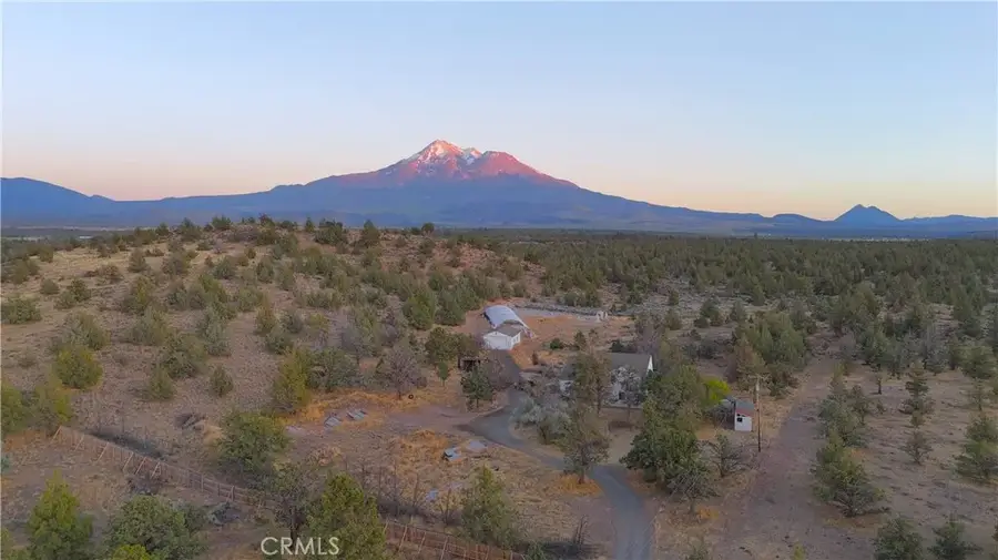 10410 County Hwy A-12, Montague, CA 96064 - Image #2