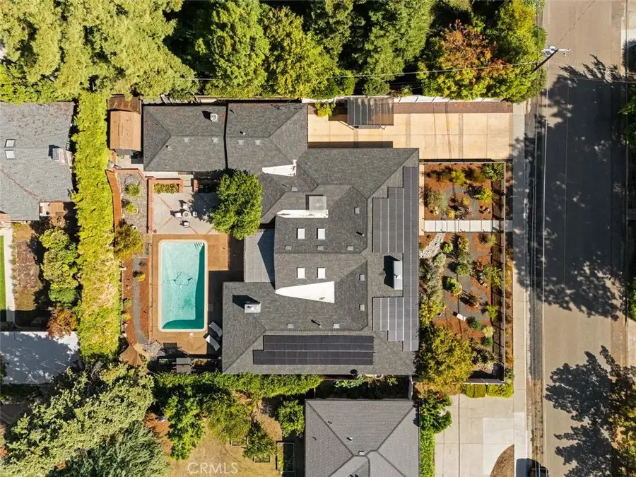 794 Filbert Avenue, Chico, CA 95926 - Image #2