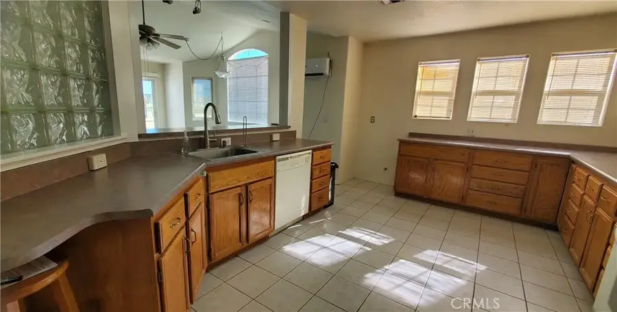 7486 Rodger, Corning, CA 96021 - Image #3