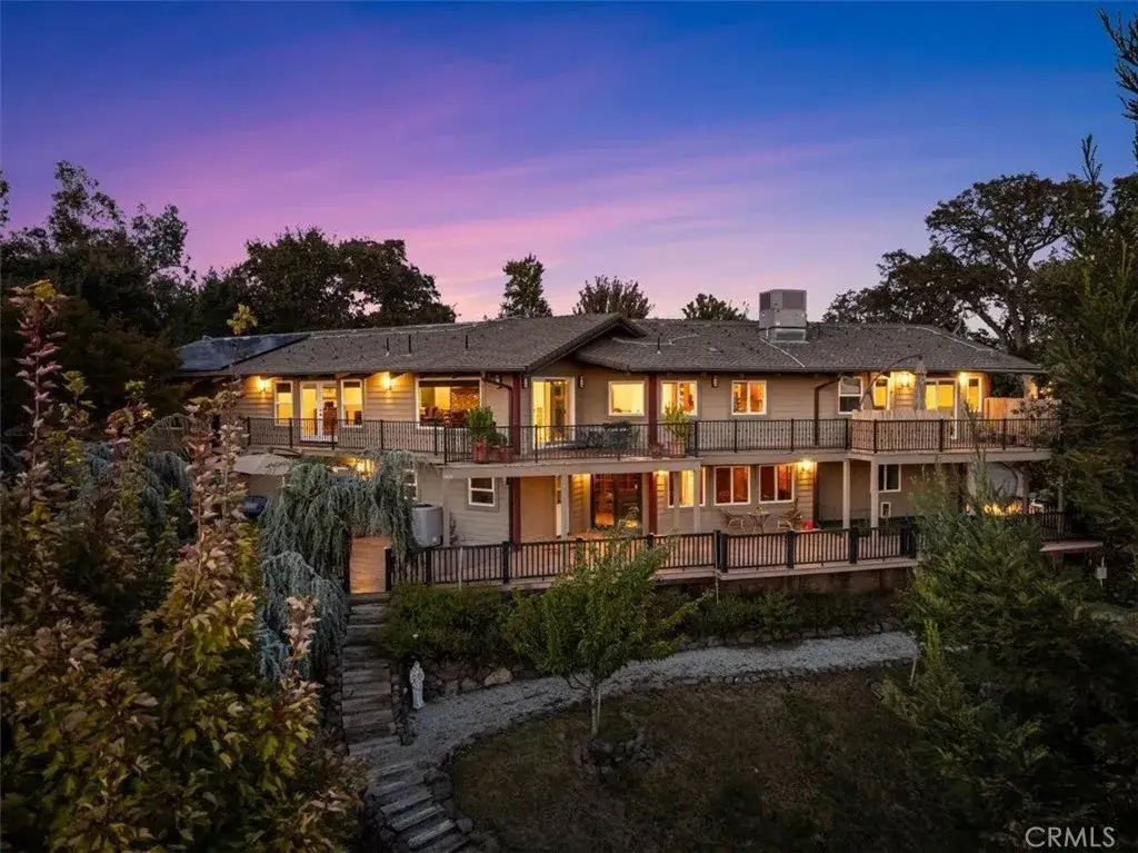 14805 Hilltop Drive, Red Bluff, CA 96080 - Image #1