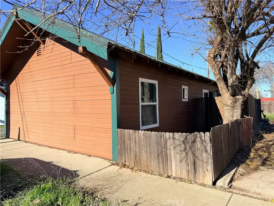 2611 Fir St, Live Oak, CA 95953 - Image #2