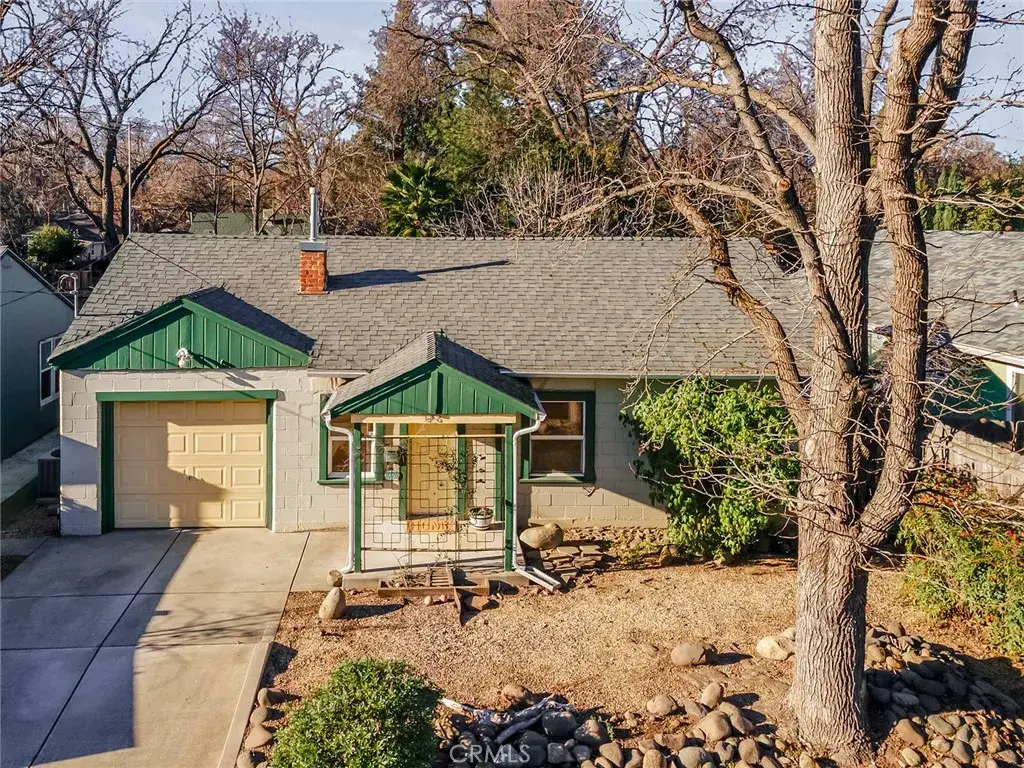 1076 E 9th Street, Chico, CA 95928 - #1