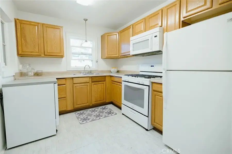 1076 E 9th Street, Chico, CA 95928 - #3