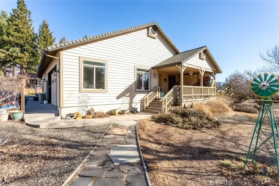 2620 Fryers Way, Mount Shasta, CA 96067 - #3