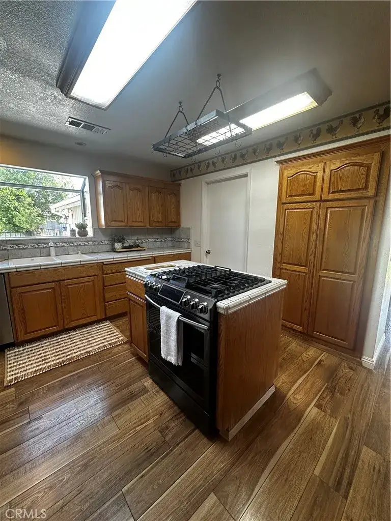 736 8th, Orland, CA 95963 - #3