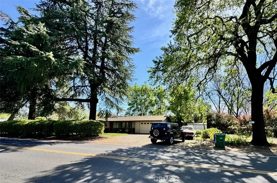 3481 Bell, Chico, CA 95973 - #2