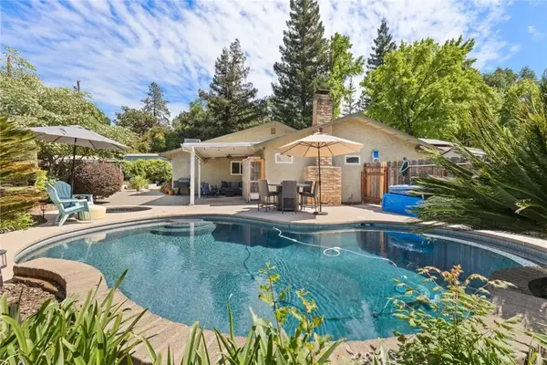 2 Vermillion Circle, Chico, CA 95928