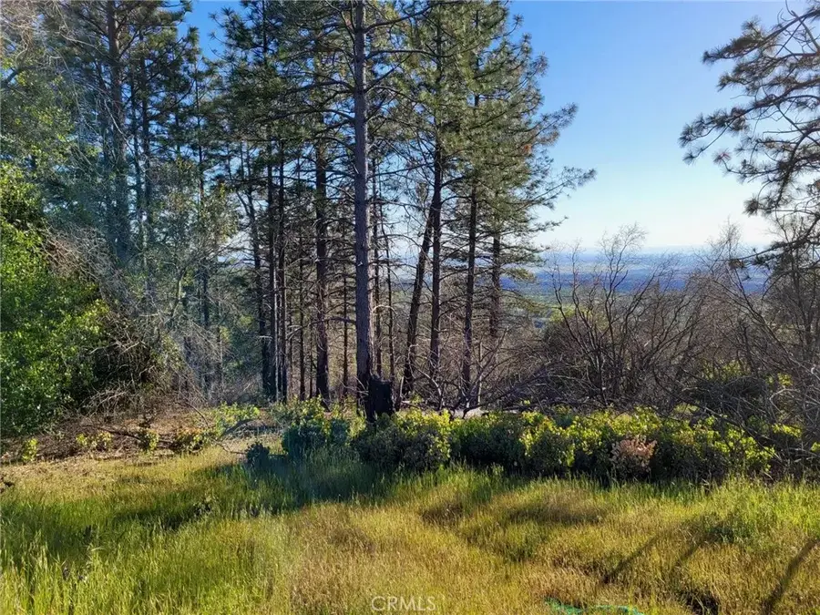 3512 Skycrest, Oroville, CA 95965 - #3