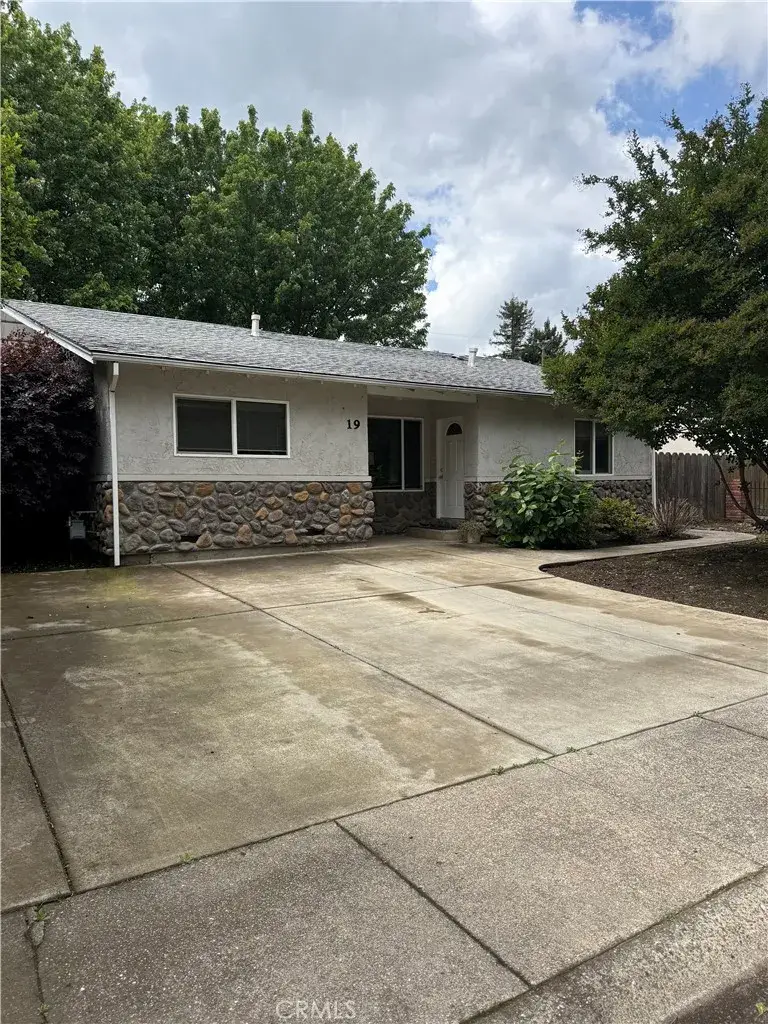 19 La Placita, Chico, CA 95928 - #1