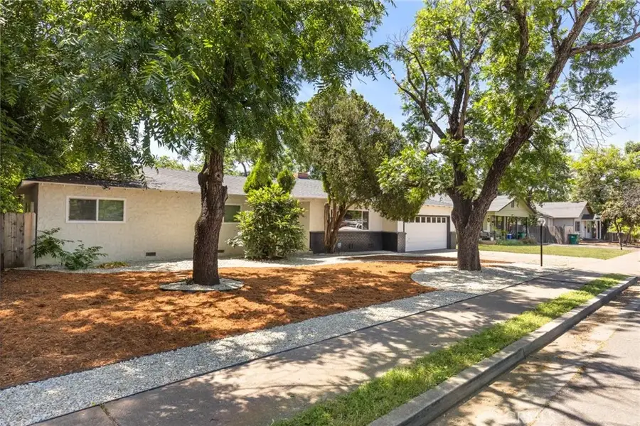 997 E 16th, Chico, CA 95928 - #3
