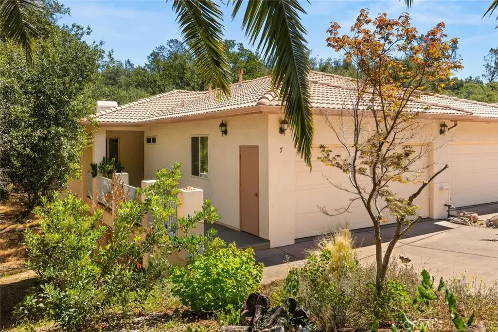 7 Hidden Brooke, Chico, CA 95928 - #1