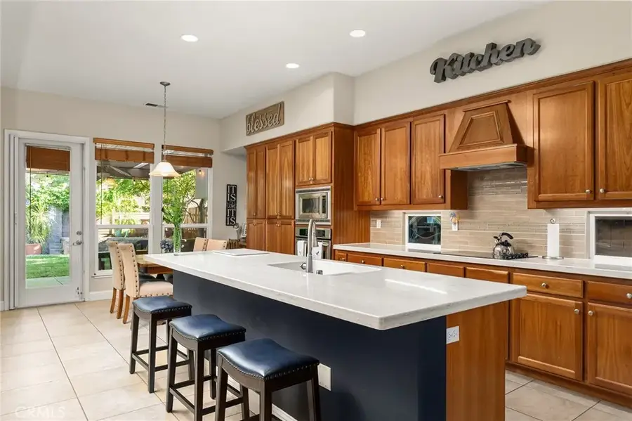 421 Southbury Ln, Chico, CA 95973 - #2