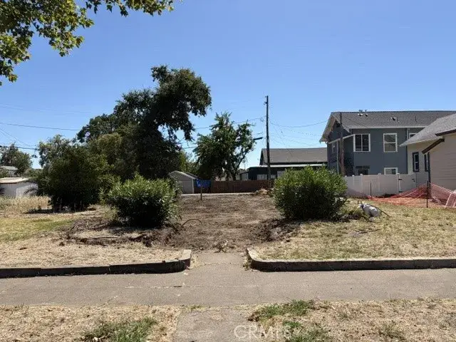 541 Jefferson St, Red Bluff, CA 96080 - #2