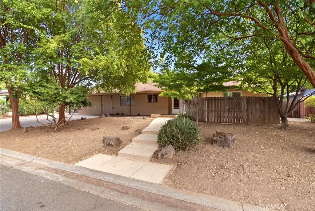 33 Lawnwood Drive, Chico, CA 95926 - #1