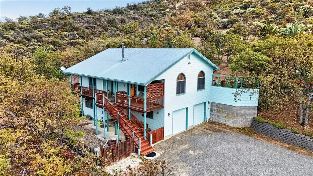 1522 Oak Valley Drive, Yreka, CA 96097 - #1