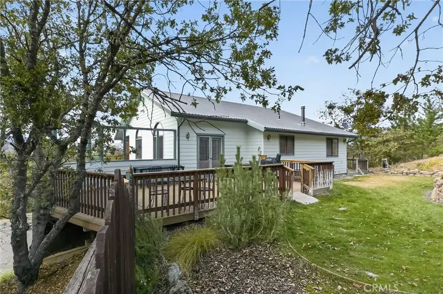 1522 Oak Valley Drive, Yreka, CA 96097 - #2