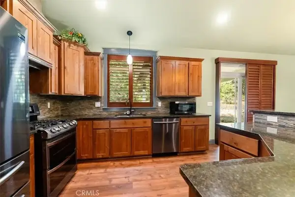 133 Old Stage Loop, Weed, CA 96094