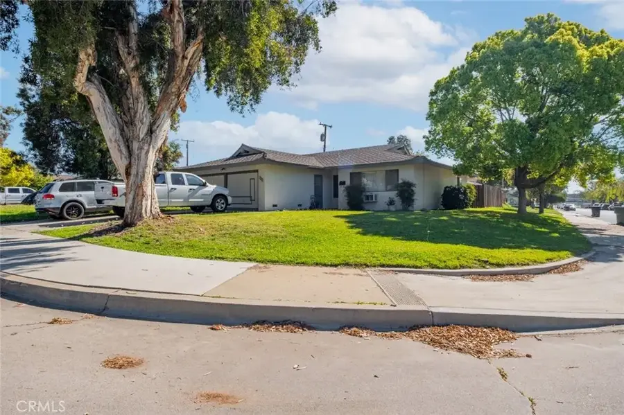 1924 Bobolink Way, Pomona, CA 91767 - Image #2