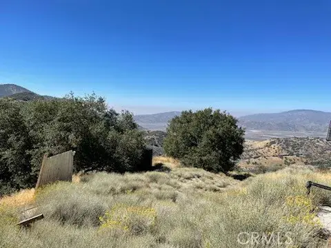 23301 Grindelwald, Tehachapi, CA 93561 - Image #2