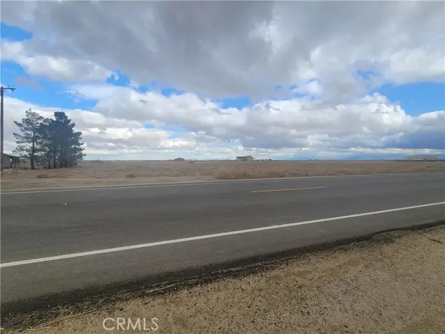 70 Avenue A-14, Lancaster, CA 93536 - Image #2