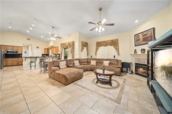 241 W Quail Drive, Palmdale, CA 93551