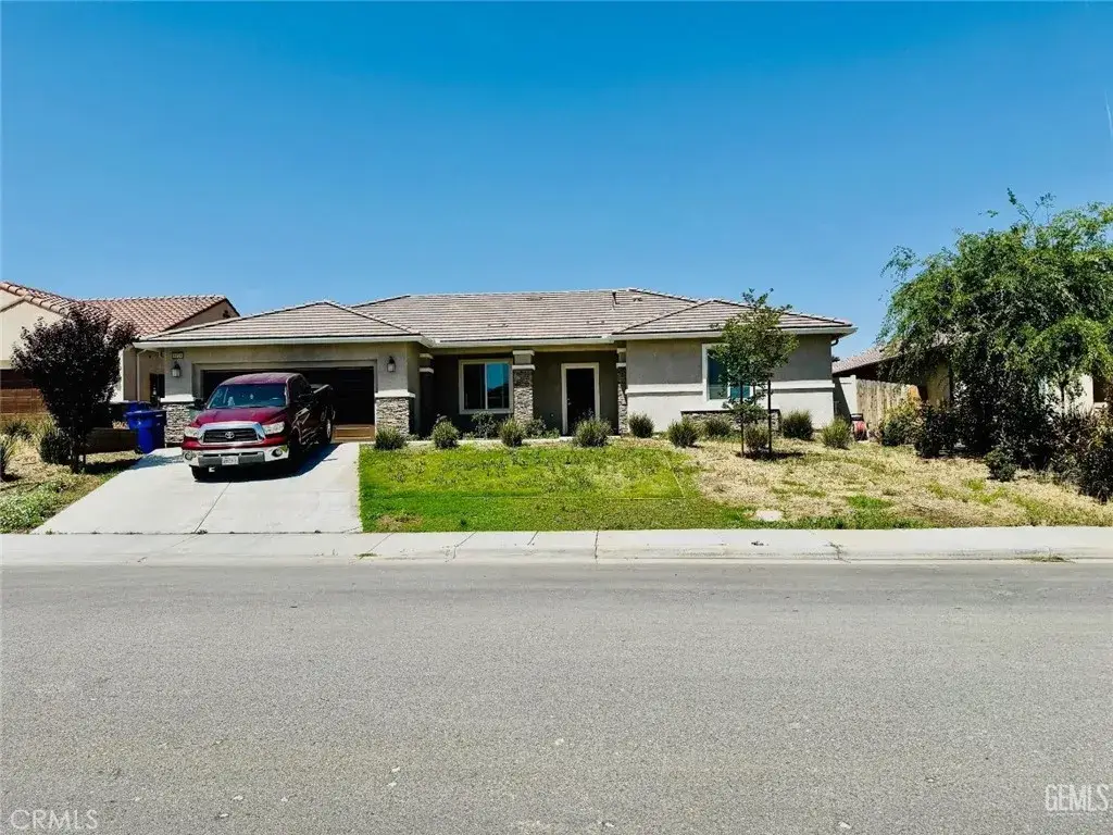 5024 Anaconda Avenue, Bakersfield, CA 93306 - Image #1