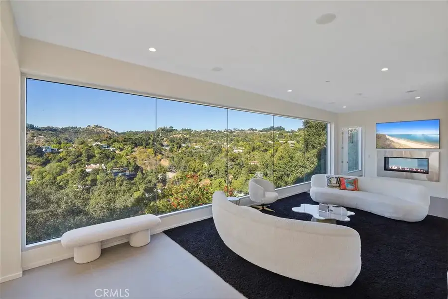 9716 Oak Pass Road, Beverly Hills, CA 90210 - Image #3