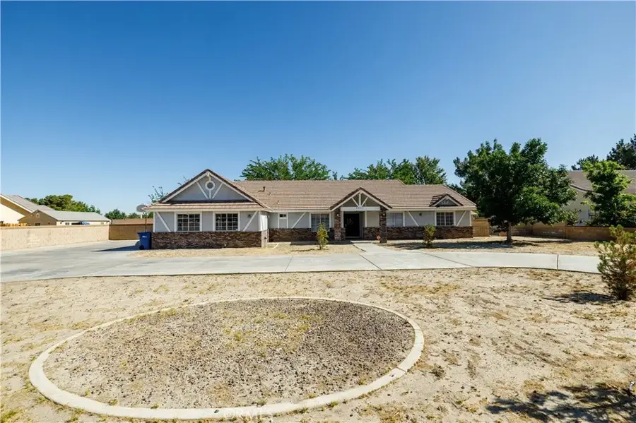 3807 Paula Lane, Lancaster, CA 93535 - Image #3