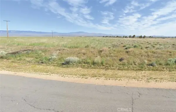 18751 Lancaster Rd, Lancaster, CA 93536