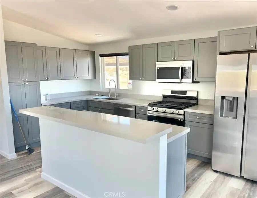 63136 Sunny Sands Drive, Joshua Tree, CA 92252 - Image #3