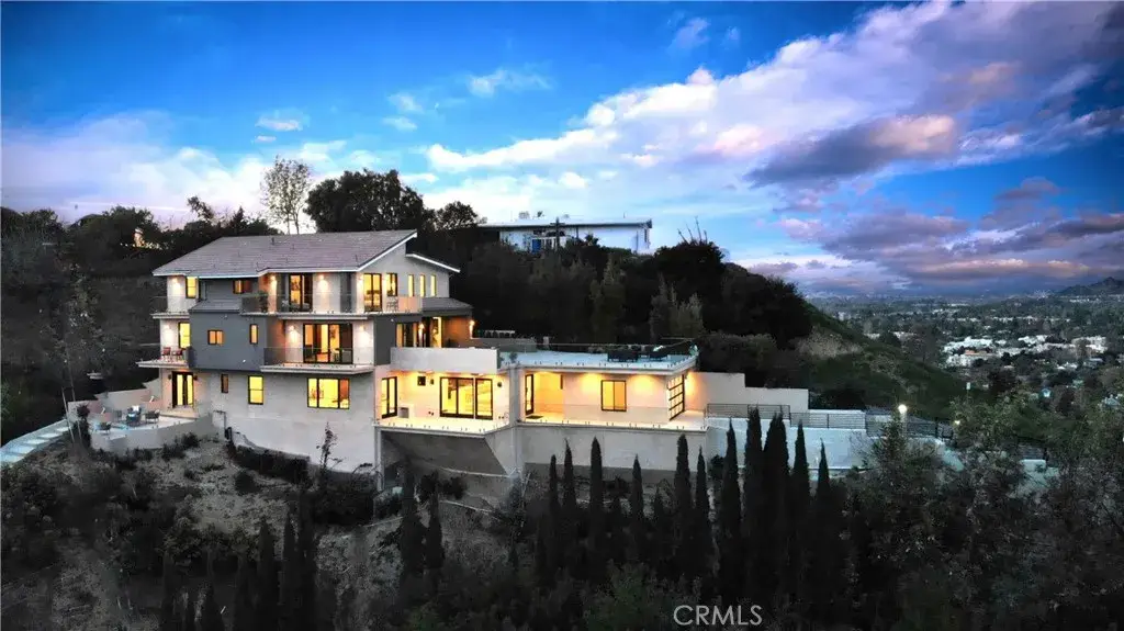 12480 Viewcrest Road, Studio City, CA 91604 - Image #1