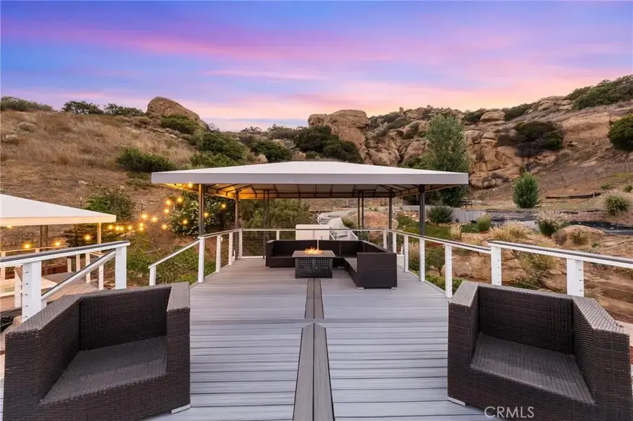 22870 Trigger Street, Chatsworth, CA 91311 - Image #3