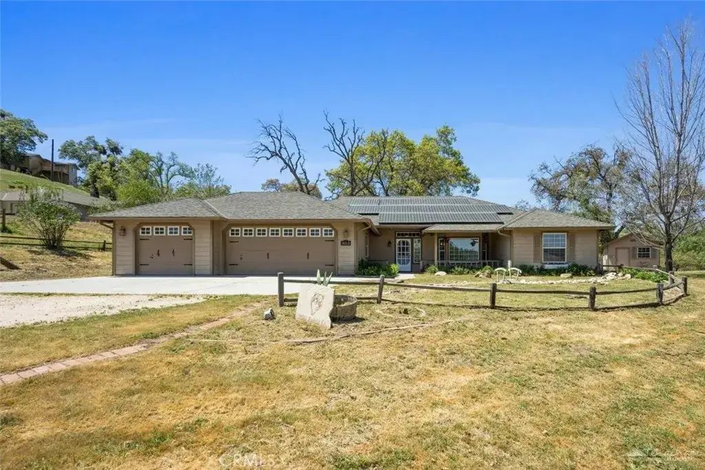 30261 Knight Court, Tehachapi, CA 93561 - Image #1