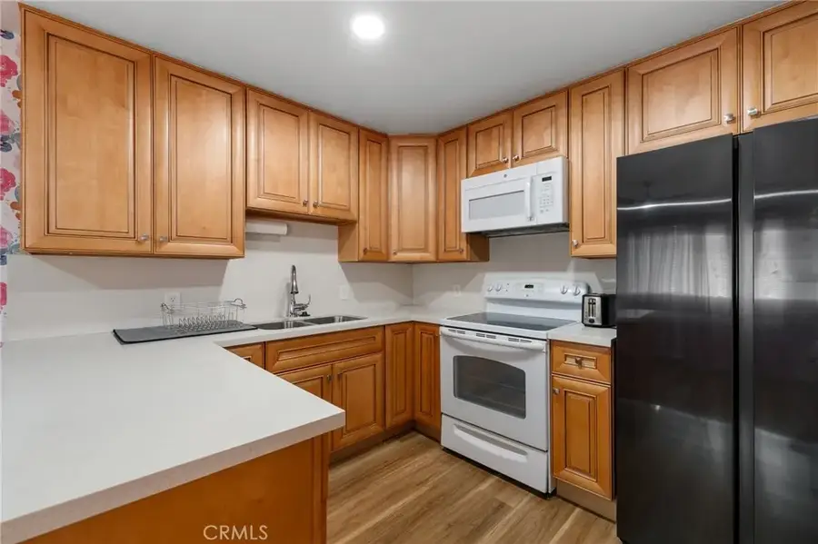 15015 Sherman Way #314, Van Nuys, CA 91405 - Image #3