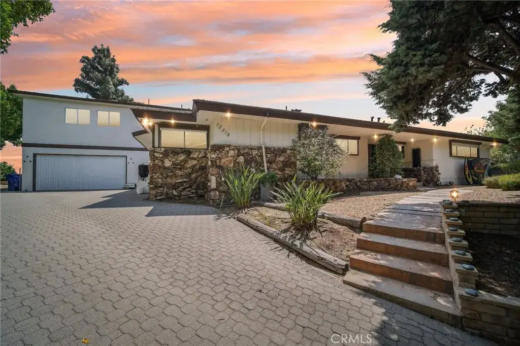 12218 Sarazen Place, Granada Hills, CA 91344 - Image #1