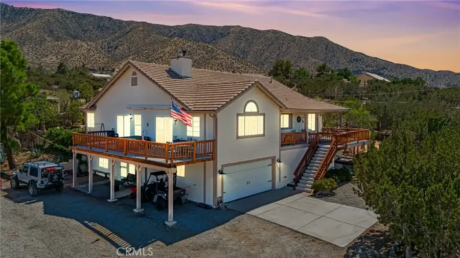 11720 Honeybee Lane, Juniper Hills, CA 93543 - Image #2