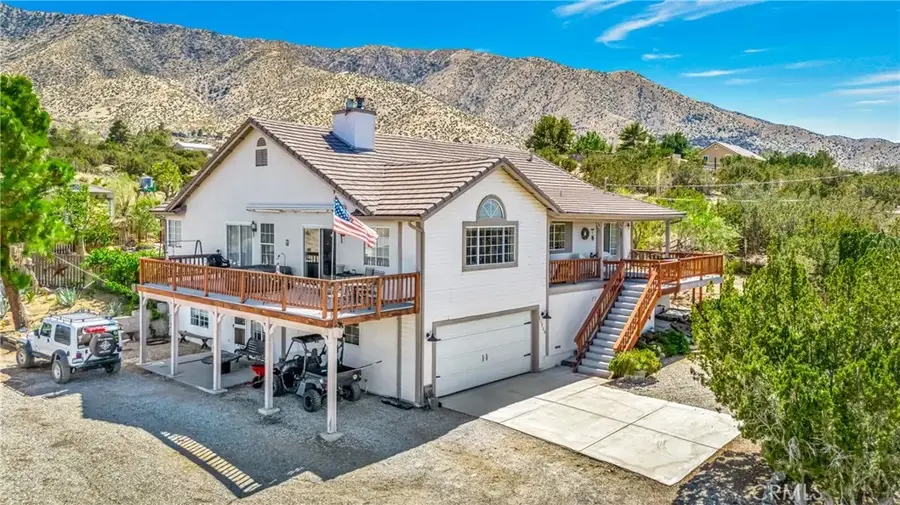 11720 Honeybee Lane, Juniper Hills, CA 93543 - Image #3