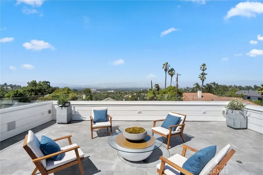 16630 Oldham Place, Encino, CA 91436 - Image #2