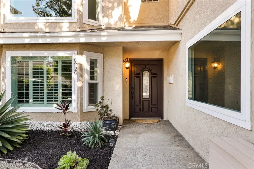 6226 Mammoth Avenue, Van Nuys, CA 91401 - Image #1