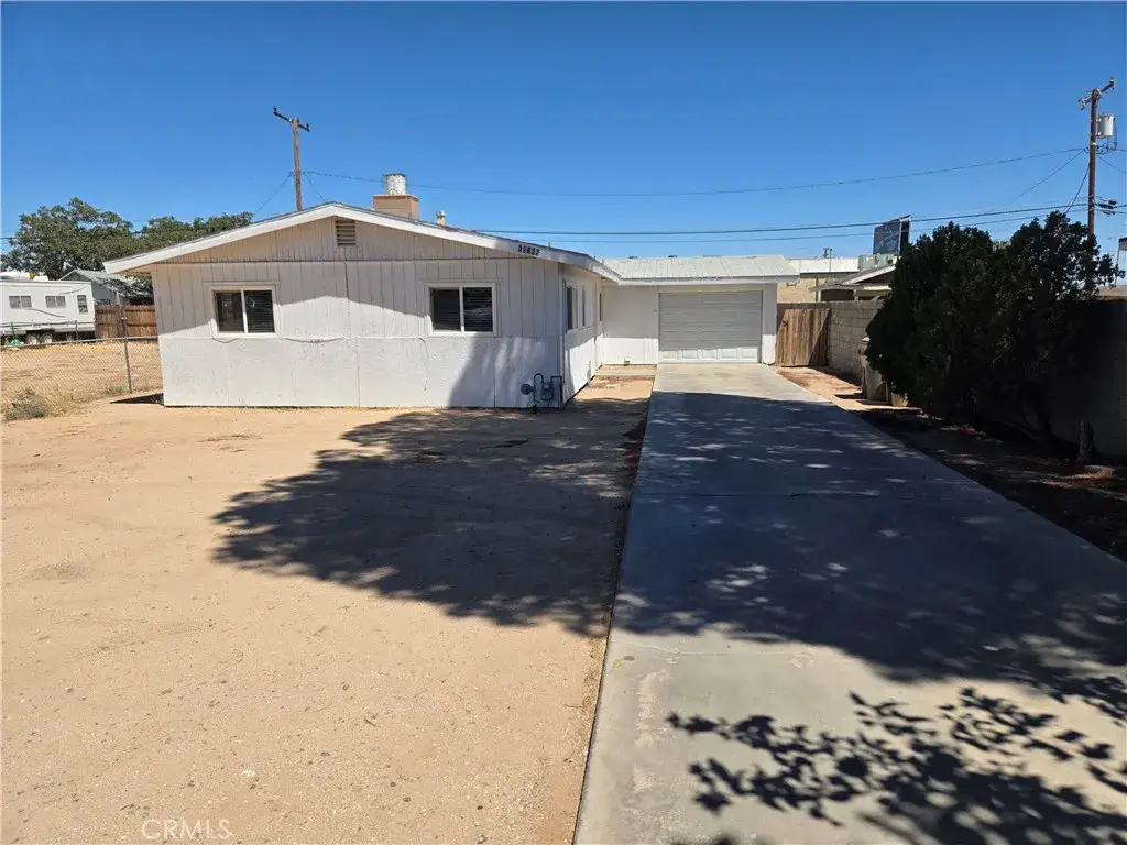 16366 Walnut Street, Hesperia, CA 92345 - Image #1