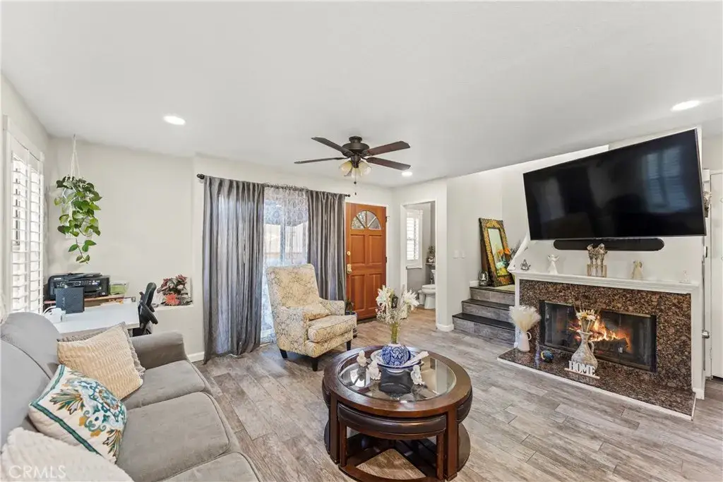 22617 Copper Hill Drive #121, Saugus, CA 91350 - Image #1