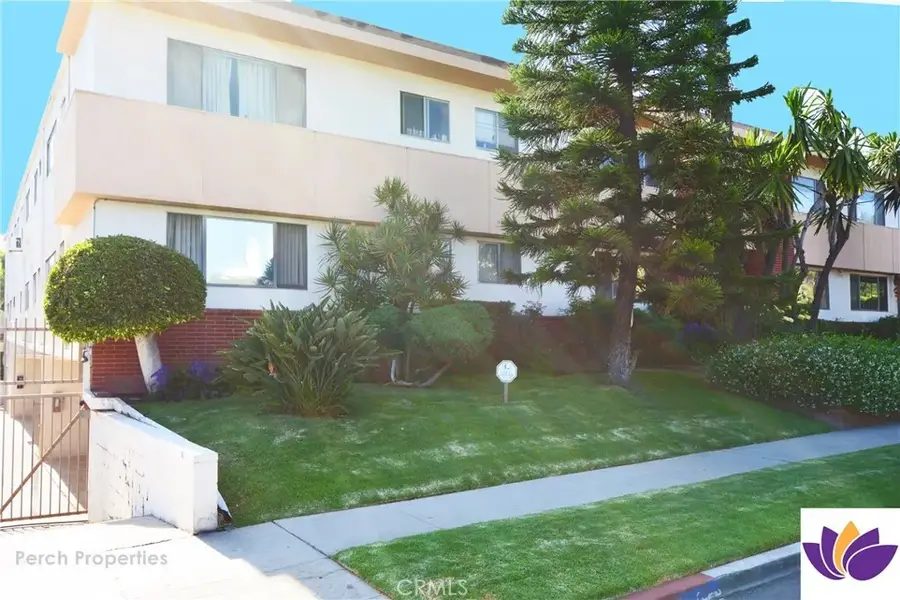 1755 N Berendo Street #28, Los Angeles, CA 90027 - Image #2